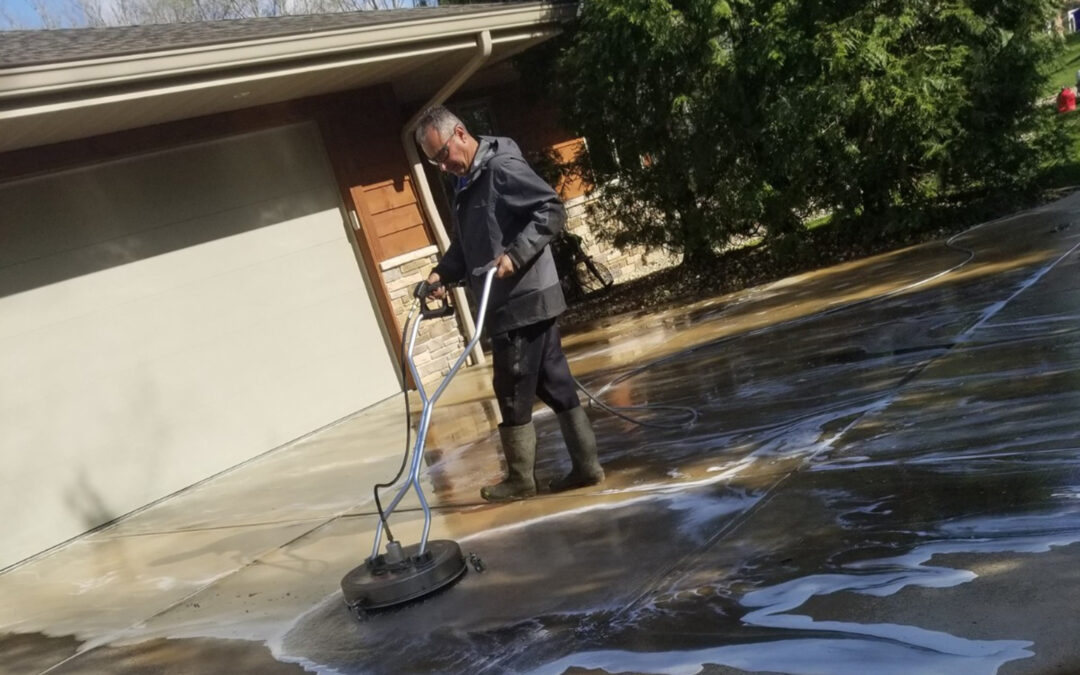 Driveway Cleaning Tips for Homeowners